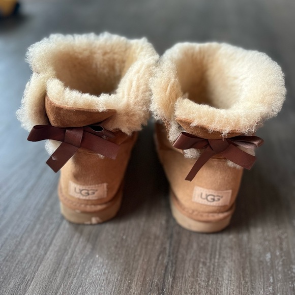 *SOLD* Ugg boots US8 used:) - Picture 5 of 6
